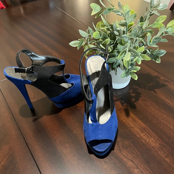 Spikes - Picture 2 of 4